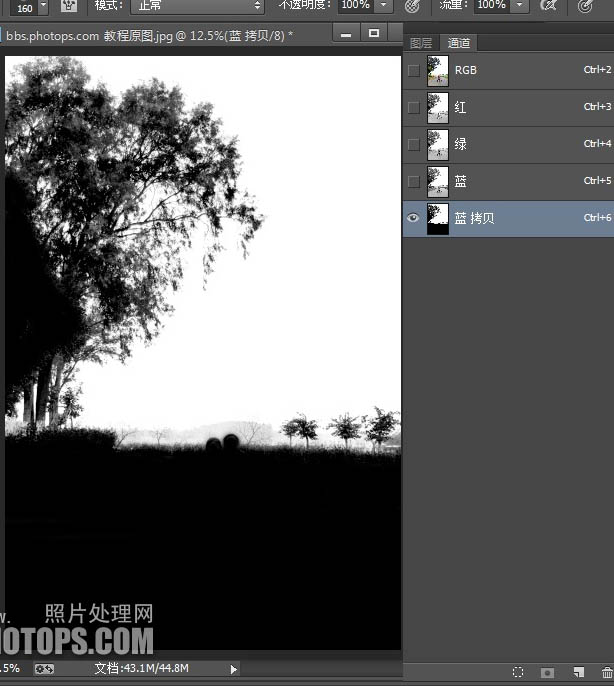 PS图片后期教程 利用通道为外景图片添加上蓝色天空效果 图13