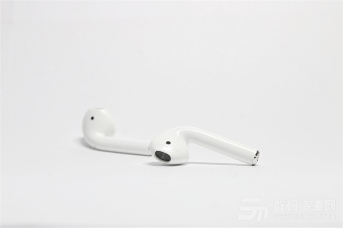 iPhone 12或取消附赠有线耳机：为带动AirPods 2需求增长