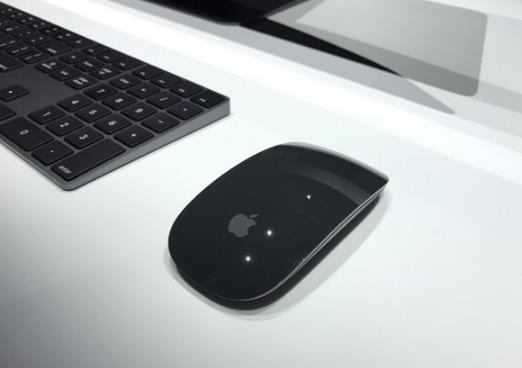 新款苹果配置强大iMac真机图图片